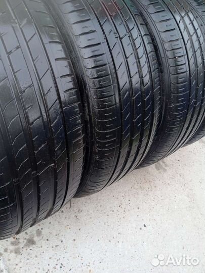 Nexen N'Fera SU1 235/50 R18