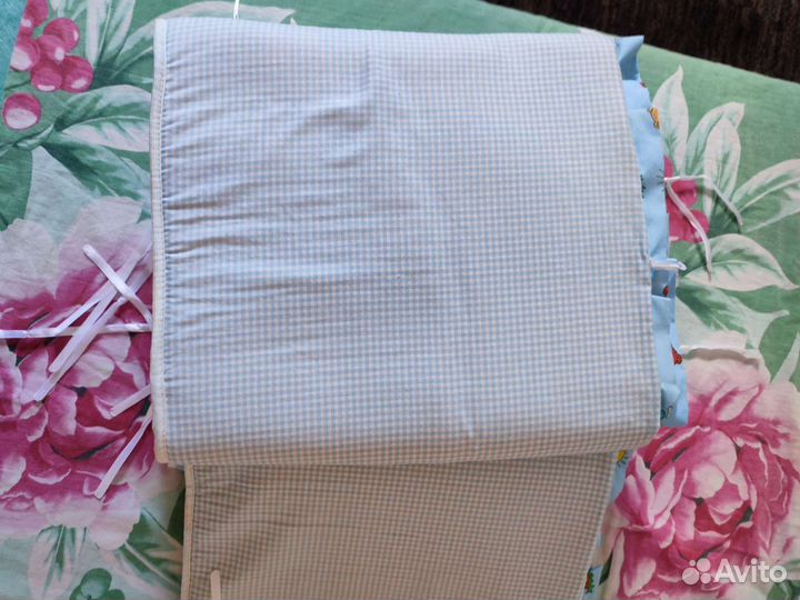 Бортики в детскую кроватку