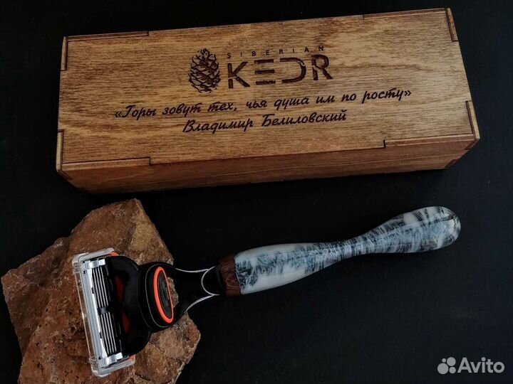 Бритвенный станок ручной работы Gillette Fusion