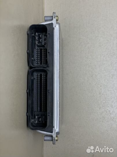 Блок пневмоподвески Volkswagen Phaeton