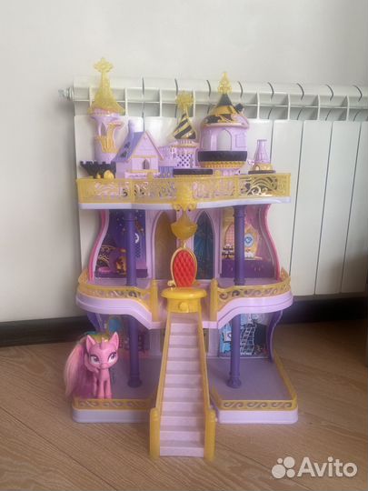 My little pony замок кантерлот