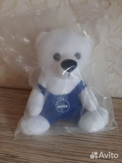 Плюшевый заяц новый