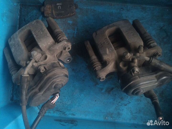 Суппорта задние Audi q3