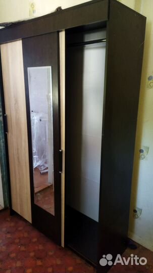 Шкаф купе с зеркалом бу