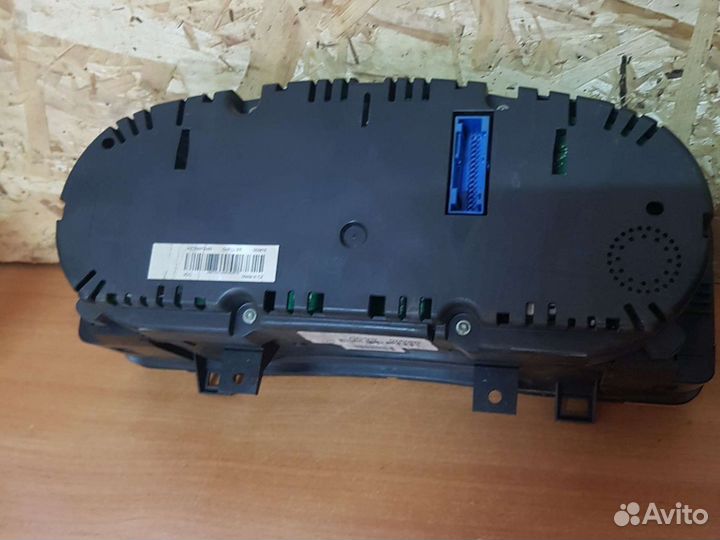 Щиток приборов Фольксваген Джетта 5, Гольф+