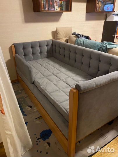 Детская кровать с каретной стяжкой / массив дерева