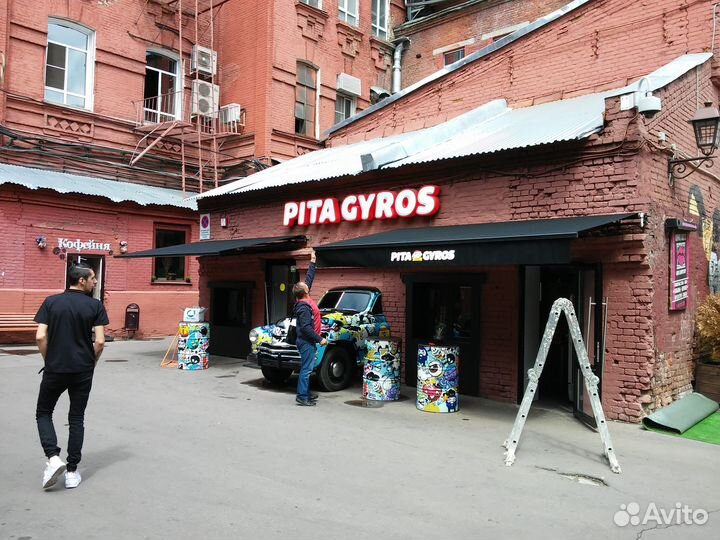 Купить маркизу для дома, дачи, кафе и ресторана