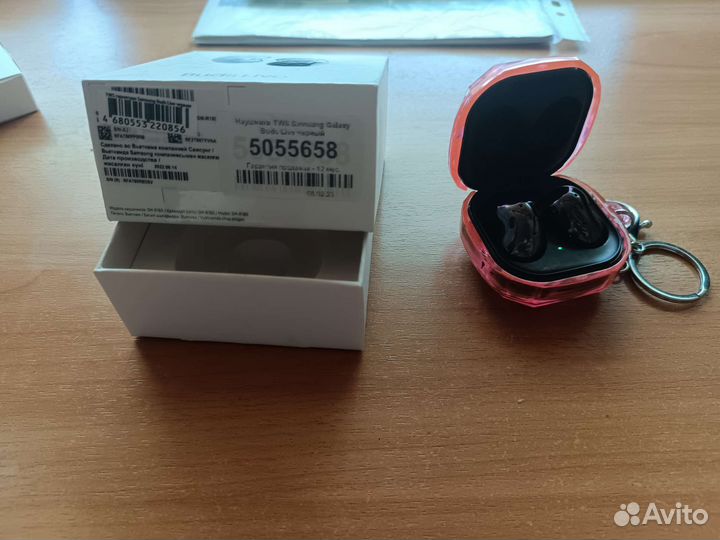 Беспроводные наушники samsung buds live