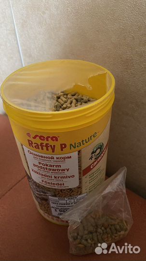 Корм для водяных черепах и рептилий (Германия)