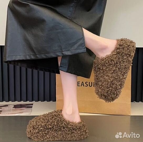 Тапочки шлепки меховые для улицы