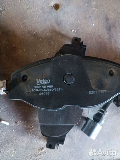 Колодки тормозные передние octvia 1.8