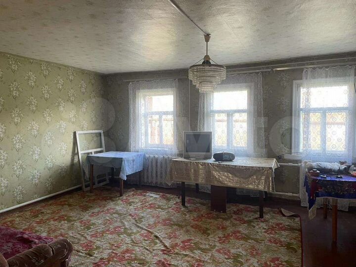 Дом 76 м² на участке 4 сот.