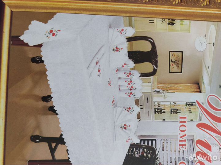 Скатерть с салфетками,жатка с вышивкой на 10 пер