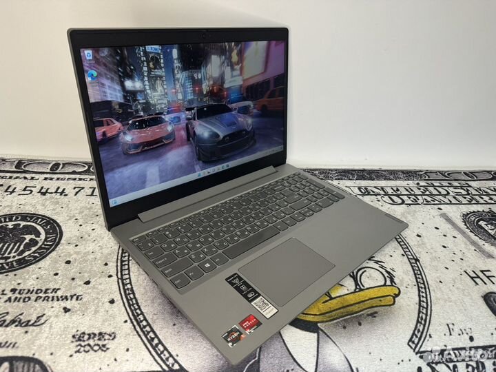 Lenovo ideapad 15 / Ryzen 5