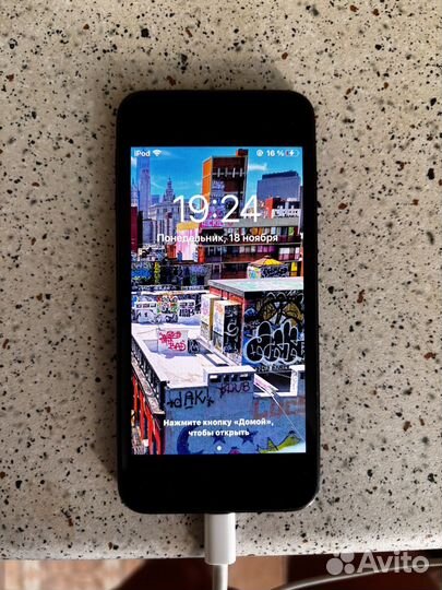 Плеер iPod touch 6g