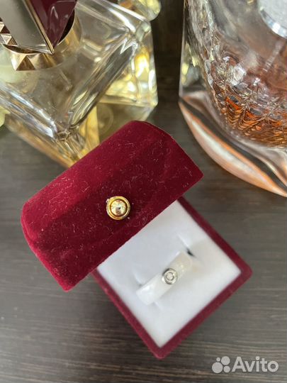 Колечко с брильянтиком