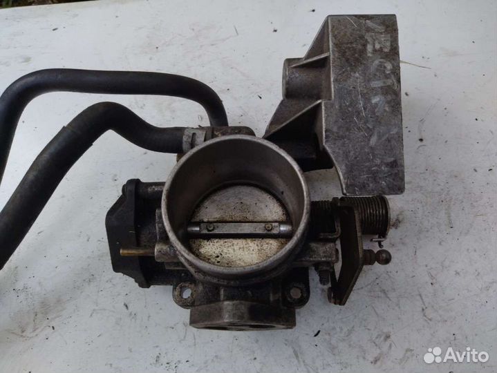 Дроссельная заслонка Opel Vectra B