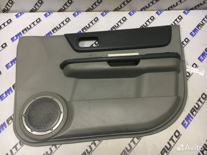 Обшивка двери передней правой Ниссан Икс-Трейл Т30