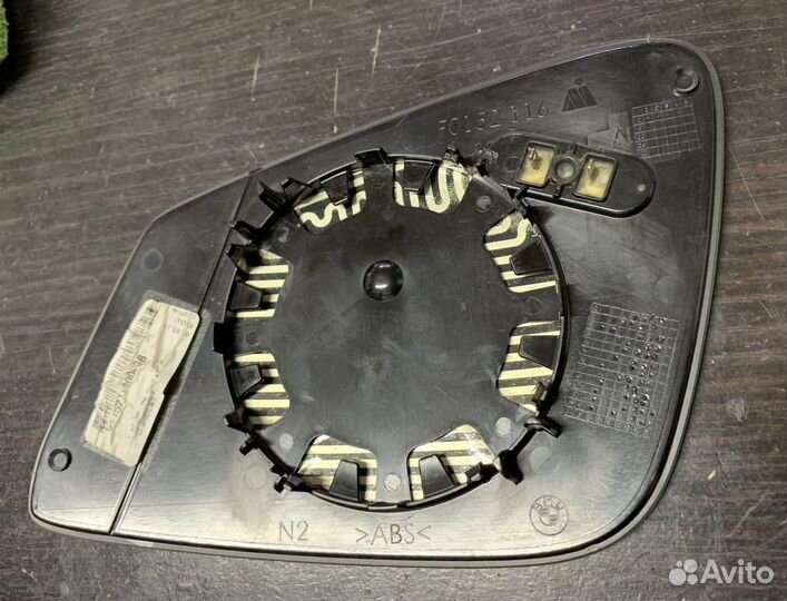 Зеркальный элемент правый BMW 5 F10