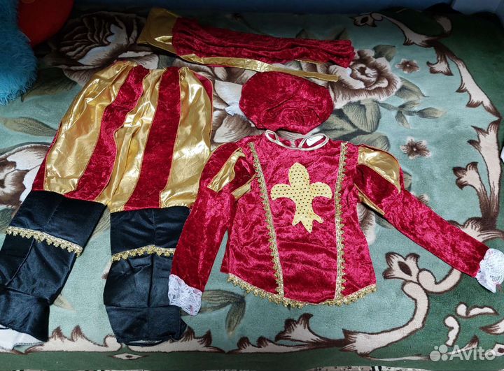 Костюм принца (короля, мушкетера)