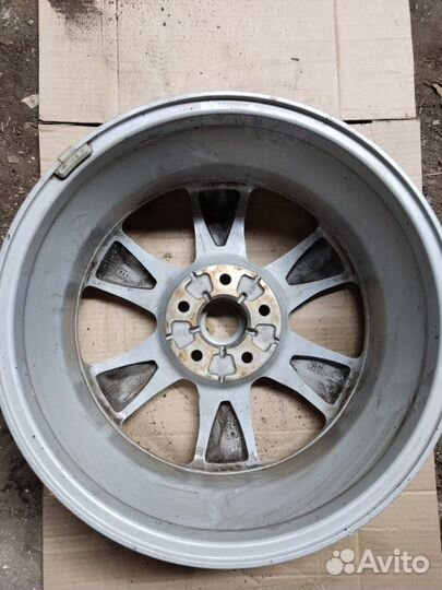 Диск колесный литой R17 Nissan Juke