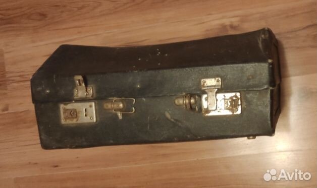 Футляр-чемодан