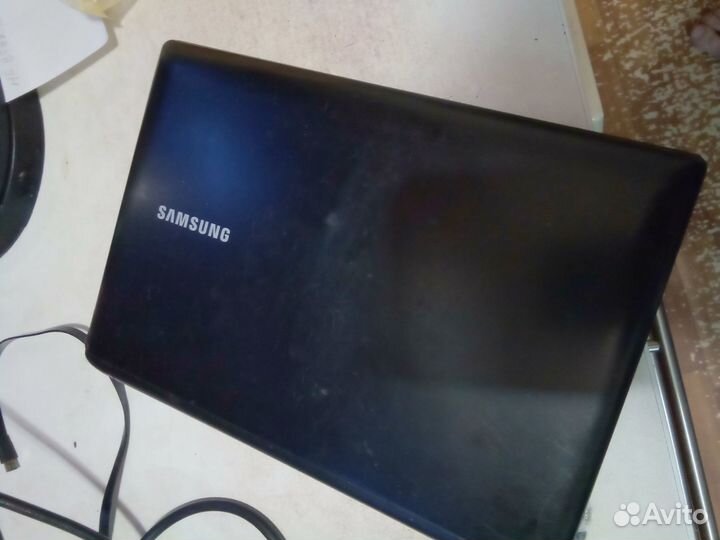 Нетбук Samsung NP-N102S