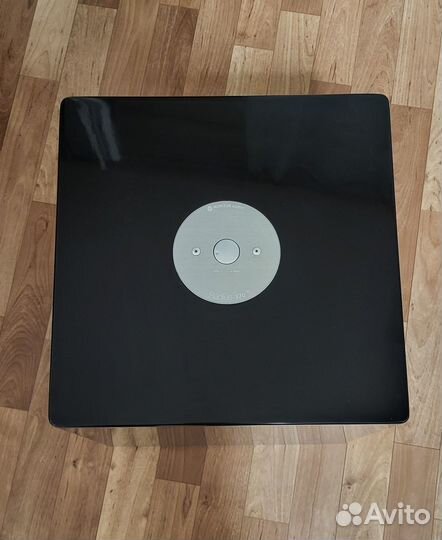 Сабвуфер Monitor Audio Radius 370HD Black Gloss