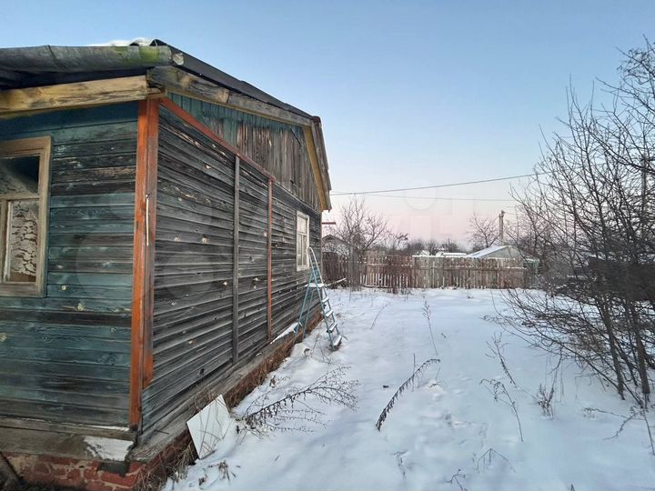 Дача 20 м² на участке 6 сот.