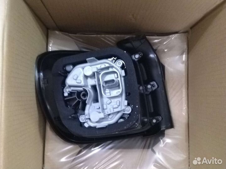 Jeep Renegade 2018-2021 фонарь задний правый новый