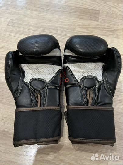 Боксерские перчатки 8 oz детские