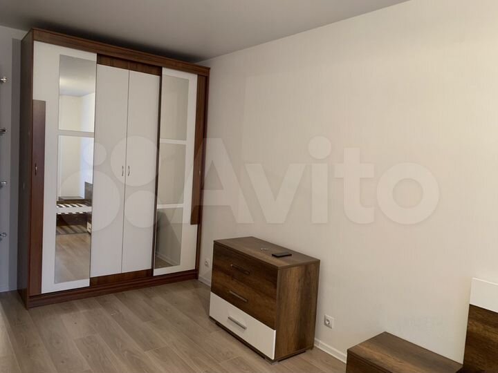 3-к. апартаменты, 81 м², 5/14 эт.