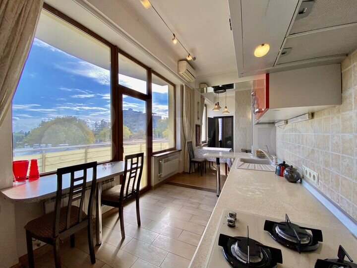 3-к. квартира, 87 м², 4/9 эт.