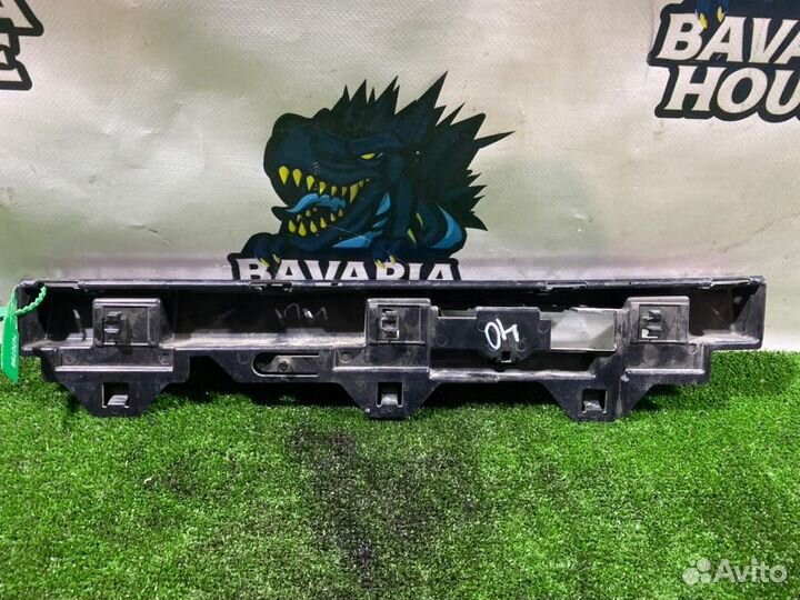 Кронштейн накладки порога Bmw 1 F20 N13B16A 2011