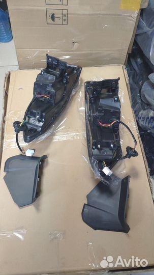 Фонарь задний левый правый Emgrand SS11 2021