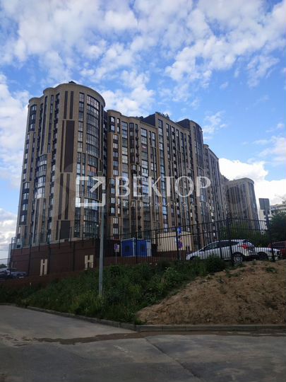 2-к. квартира, 74 м², 13/18 эт.