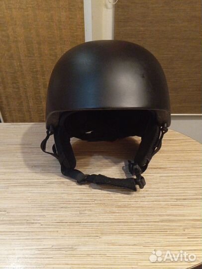 Горнолыжный шлем