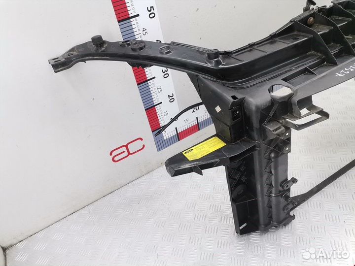 Панель передняя (телевизор) для Ford Fiesta 5