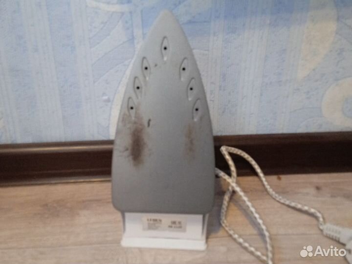 Утюг leben 1200вт