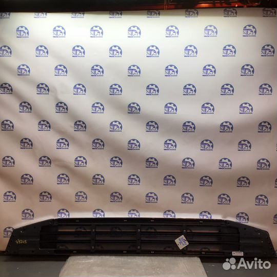 Ступенька откидная верхняя volvo FH5