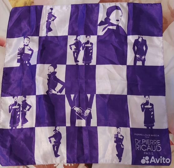 Женские брендовые платки