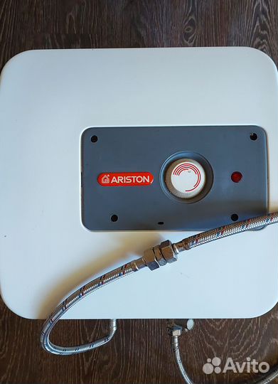 Водонагреватель Ariston SG 10 OR