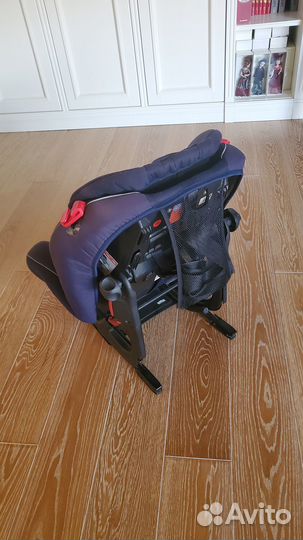 Кресло автомобильное