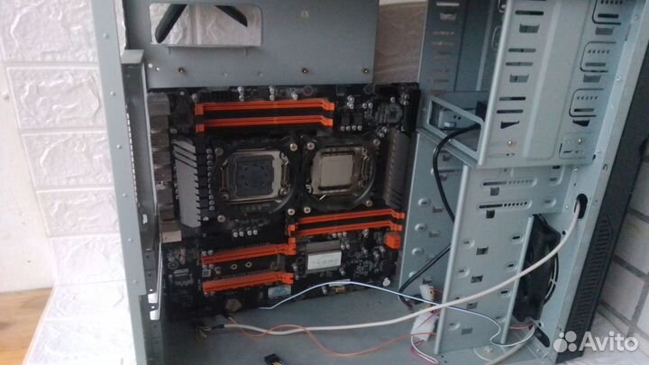 Материнская плата X79 Dual Socket 2011 на два проц