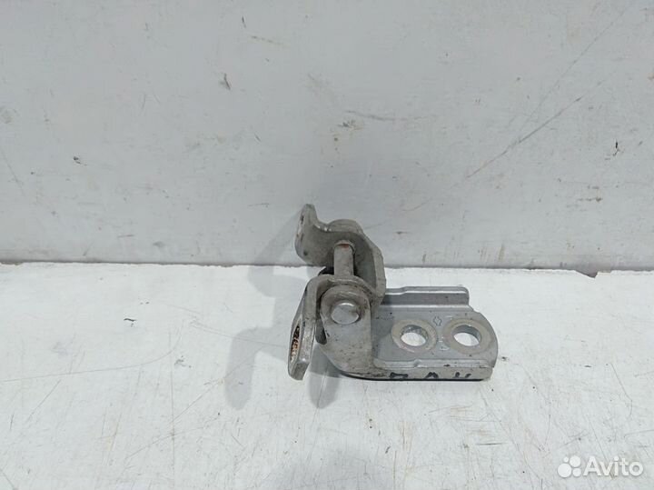 Петля двери Almera (G15) 2013 оригинал