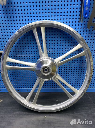 Сиденье ручка газа колесо перед тормоз колхозник