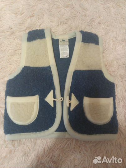 Жилетка шерстяная