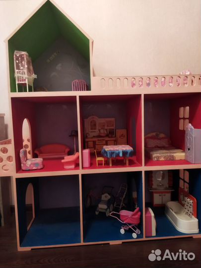Домик с мебелью в комплекте