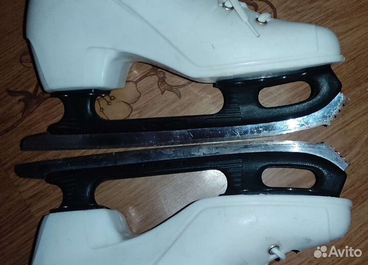 Коньки фигурные