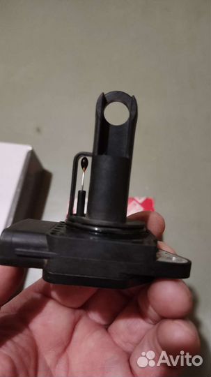 Датчик расхода воздуха toyota corolla 120